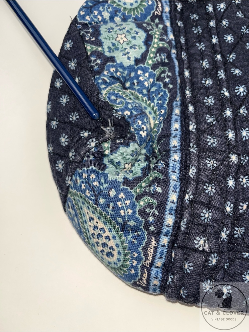 Vera Bradley 2002 Seaport Navy Vintage Duffel Backpack Shoulder Bag 4 Pc Lot - Picture 15 of 16